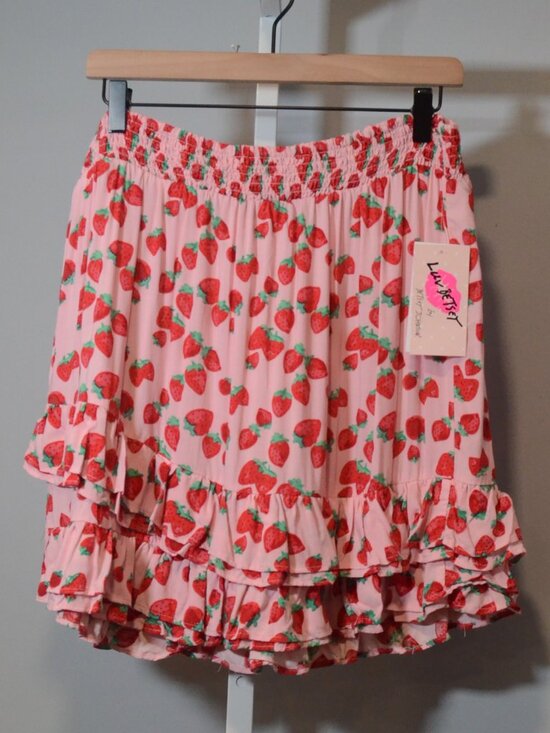 Luv Betsey Other - NWT Luv Betsey by Betsey Johnson 2-piece XL Strawberry Pattern Skirt & Blouse